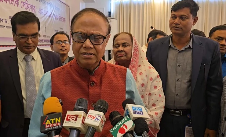 দেশের অর্থনৈতিক অবস্থা স্থিতিশীল আছেঃ গভর্নর ড. এইচ মনসুর