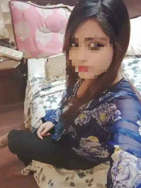 কলেজছাত্রদের টার্গেট করে ‘টু-লেট ভয়ংকর  ফাঁদ’, দুই তরুণী গ্রেপ্তার