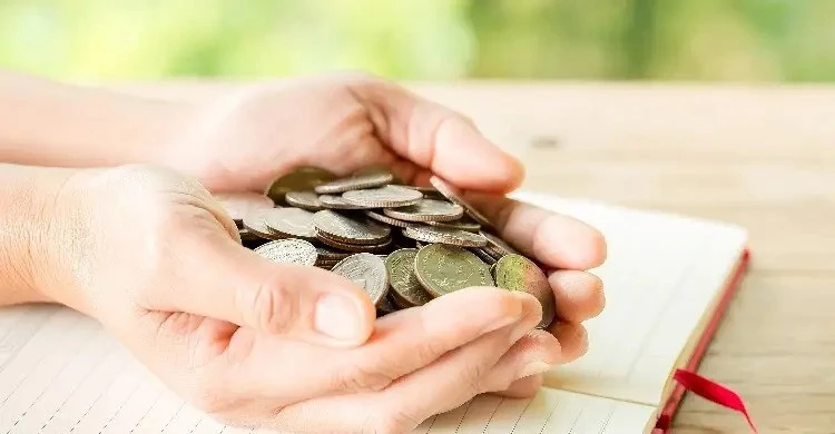 শিশুর ফিতরা কি বাবা-মাকেই দিতে হবে? শরিয়তের ব্যাখ্যা