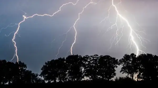 কক্সবাজারে খেতে কাজ করার সময় বজ্রপাতে দিনমজুরের মৃত্যু