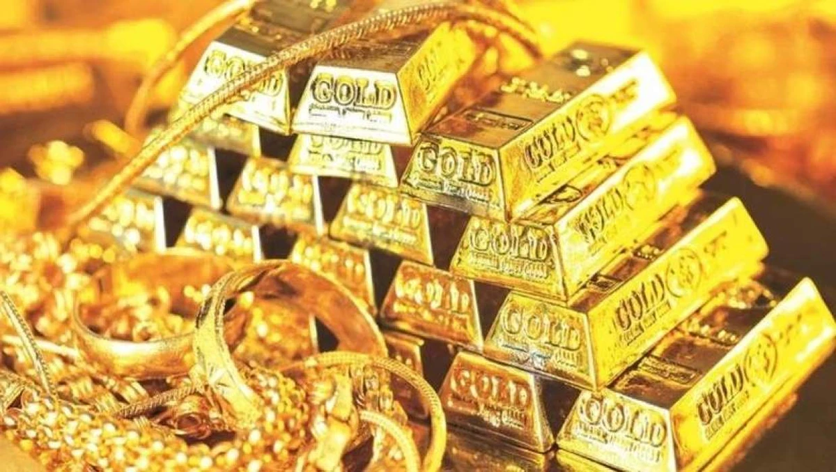 স্বর্ণের দামে ফের বড় পতন, এবার ভরি কত?