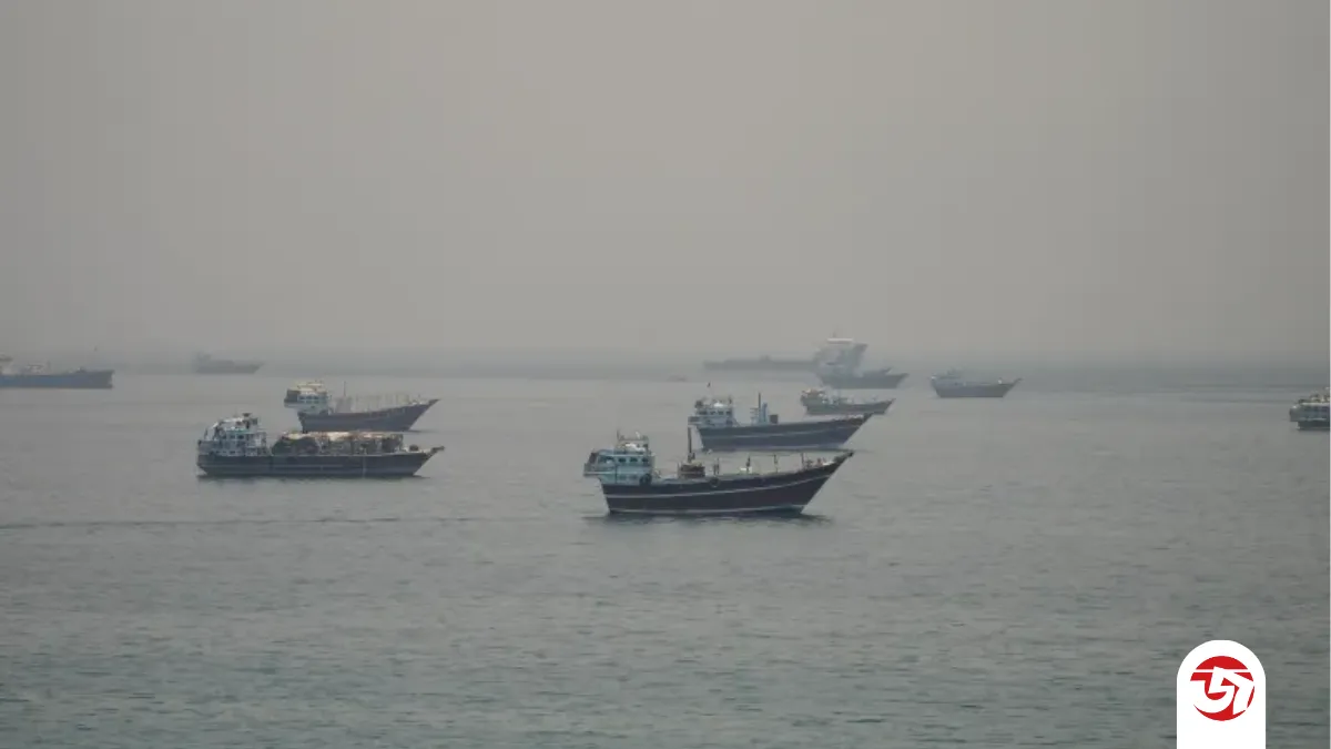 হরমুজ খুললে কমবে জ্বালানি চাপ