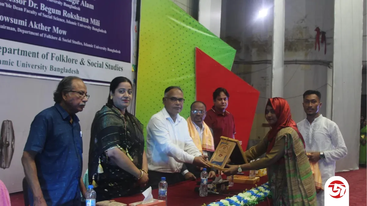 ইবির ফোকলোর বিভাগের নবীন বরণ ও প্রবীণ বিদায় অনুষ্ঠিত