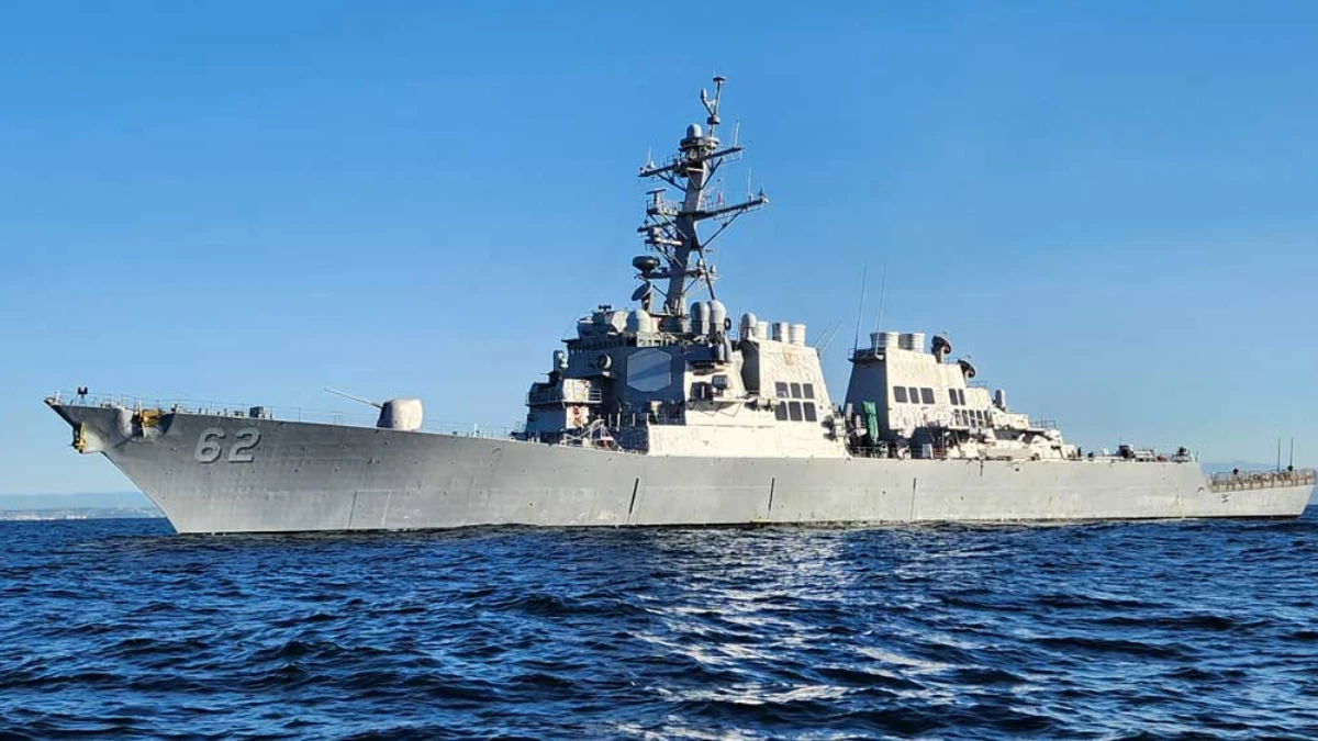 মার্কিন জাহাজ ইস্যুতে হরমুজে কড়া বার্তা ইরানের