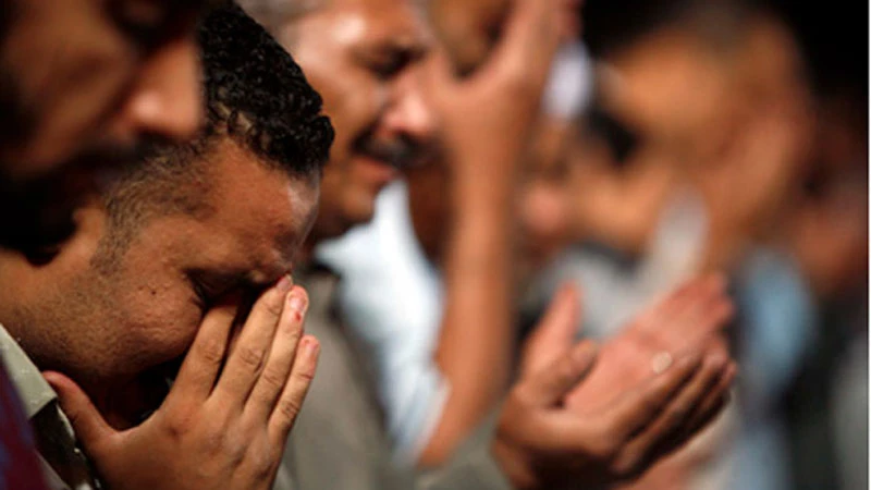 ৭টি ছোট ইস্তেগফার: ক্ষমা পাওয়ার শ্রেষ্ঠ উপায়গুলো