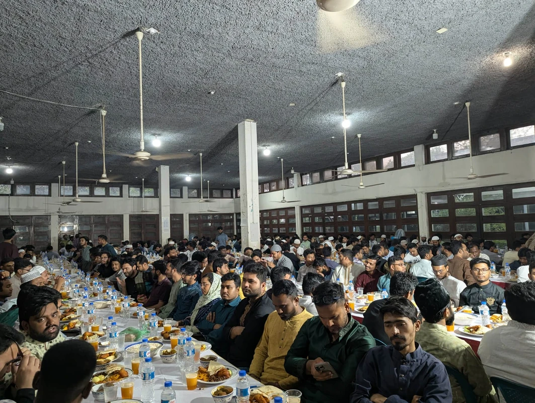 ঢাবি সাংবাদিক সমিতির ইফতারে এক ছাদের নিচে সব ছাত্রসংগঠন