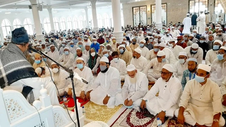 জুমার নামাজ কত রাকাত ও পড়ার নিয়ম