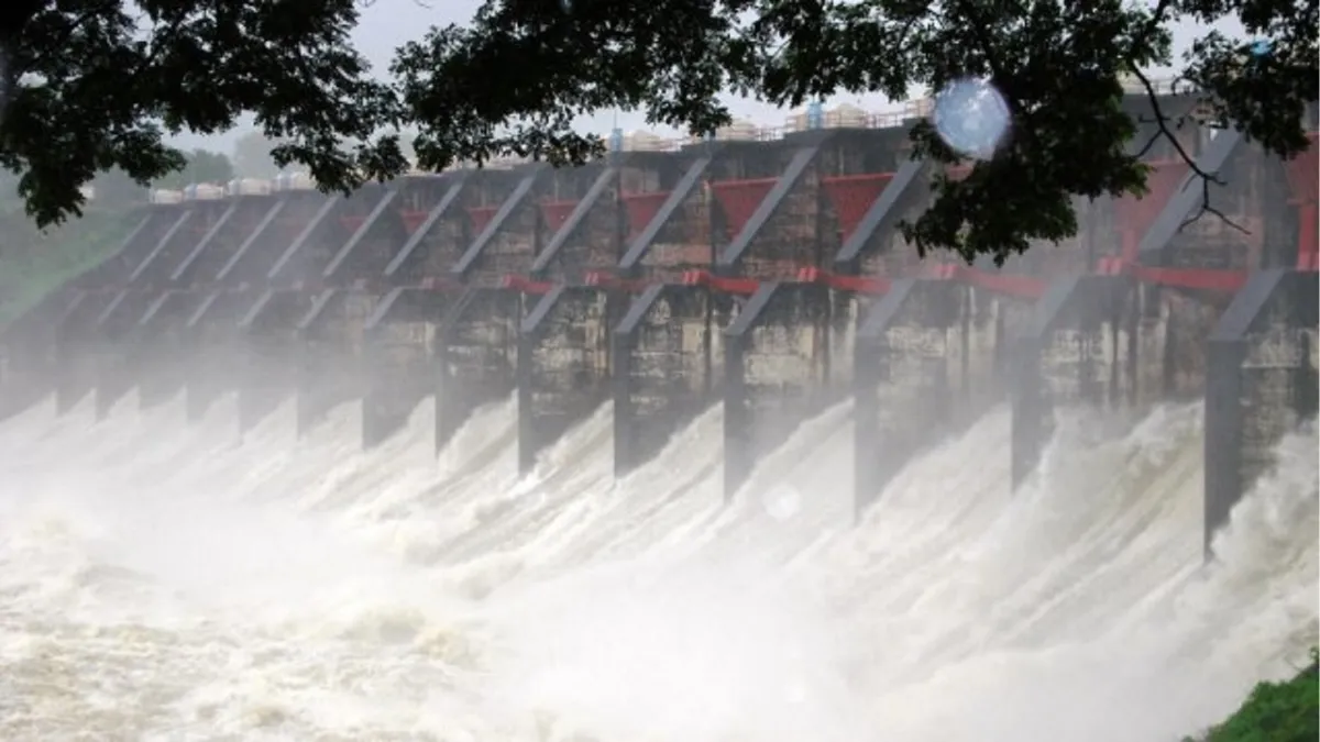 কাপ্তাই লেকে পানি বাড়ায় বিদ্যুৎ উৎপাদনে গতি, পাঁচ ইউনিটে উৎপাদন ছাড়াল ২০০ মেগাওয়াট