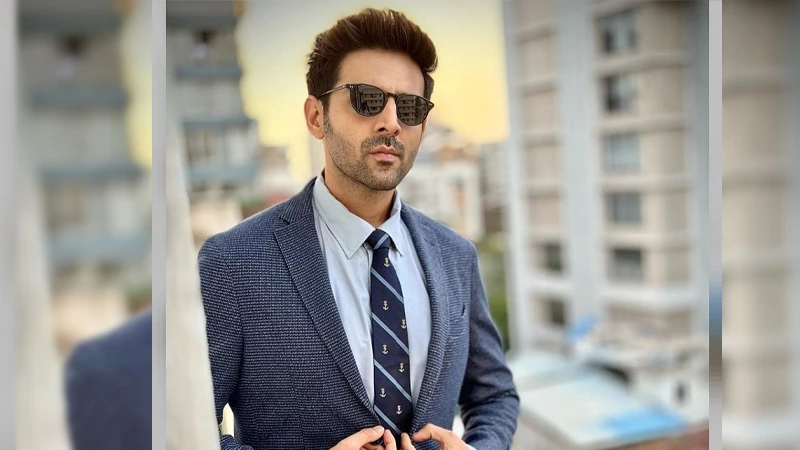 হাইকোর্টে মামলা করলেন কার্তিক আরিয়ান!