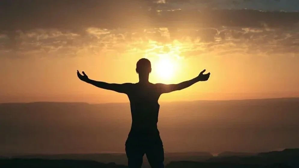 সকালের ৩ ইতিবাচক বাক্য: মানসিক প্রশান্তি পাওয়ার এক অনবদ্য উপায়!