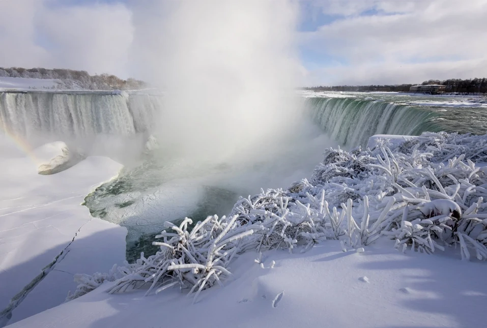 নায়াগ্রা কি সত্যিই জমে গেছে? জানুন এর নেপথ্যের বিস্তারিত