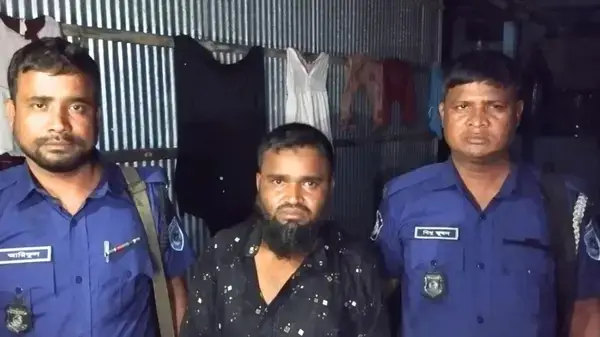 মাকে মারধর, বাবাকে গালিগালাজ, যুবকের ৩ মাসের কারাদণ্ড