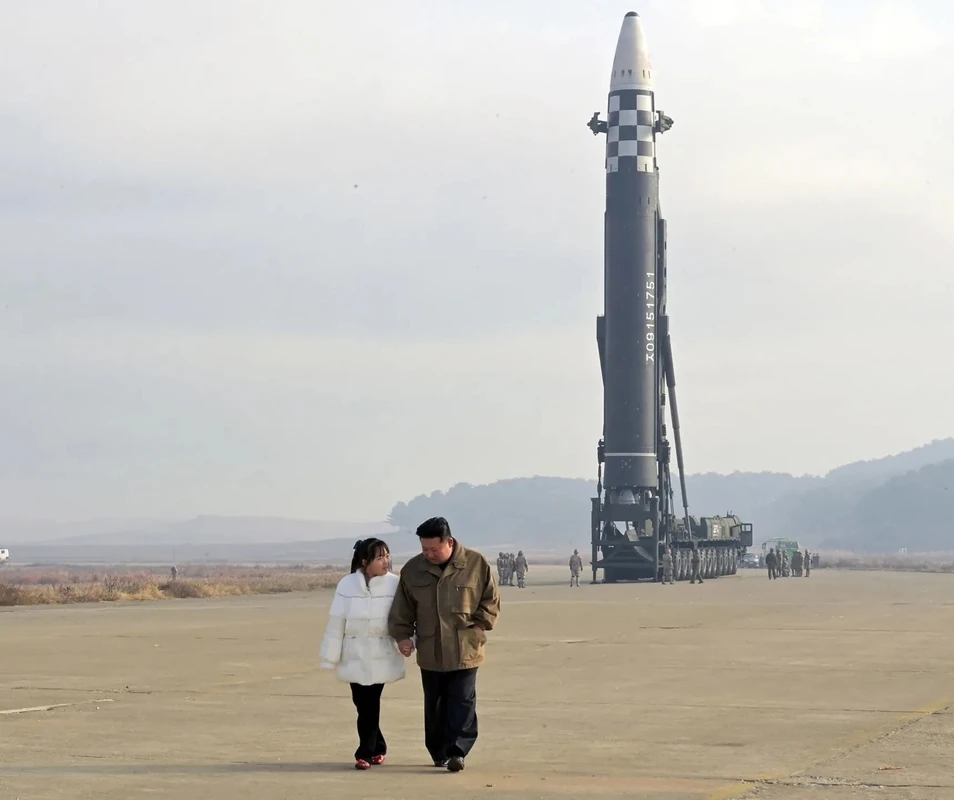 একযোগে ১০ ব্যালিস্টিক ক্ষেপণাস্ত্র ছুড়ল উত্তর কোরিয়া