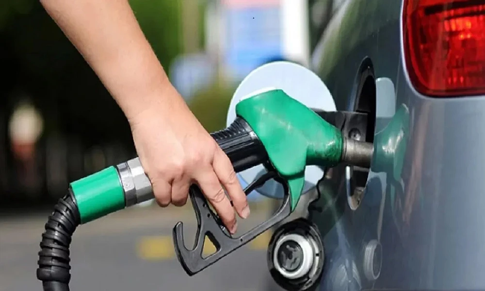 দেশে কোন তেল কতো দিনের মজুদ আছে দেখুন তালিকা