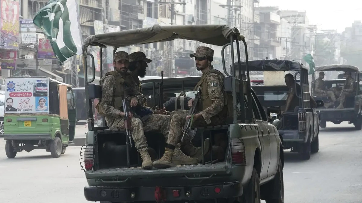 পাকিস্তানে ‘ভারতীয় প্রক্সি বাহিনী’র ঘাঁটিতে হামলা