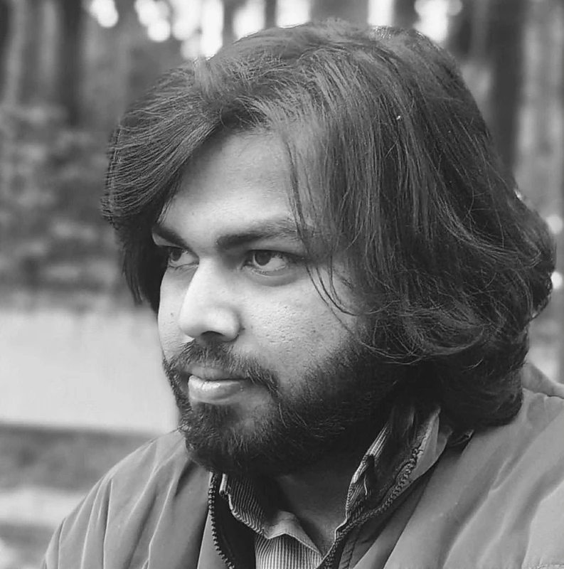 ফটোকপির দাম চাওয়ায় ক্যাম্পাসের দোকানির ওপর রাবি ছাত্রদল নেতার হামলা