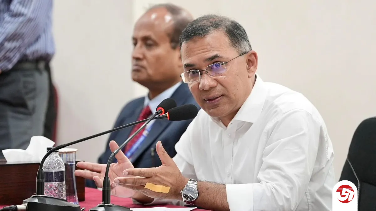 ভবিষ্যৎ আপনাদের, দেশ গড়ার নেতৃত্বও আপনাদের নিতে হবে : ঢাবি শিক্ষার্থীদের প্রধানমন্ত্রী