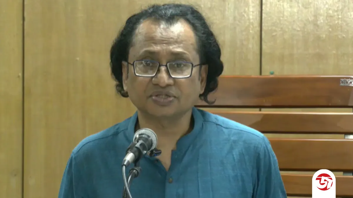 আওয়ামী লীগ নিষিদ্ধ হবে কিনা সিদ্ধান্ত নেবে আদালত: তথ্য উপদেষ্টা