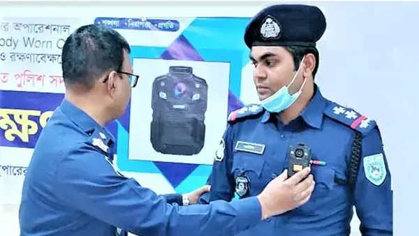 নির্বাচনে ৪৭ হাজার কেন্দ্রে দেওয়া হবে বডি ক্যামেরা: স্বরাষ্ট্র উপদেষ্টা