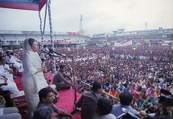 টানা ৪১ বছর বিএনপির নেতৃত্বে খালেদা জিয়া