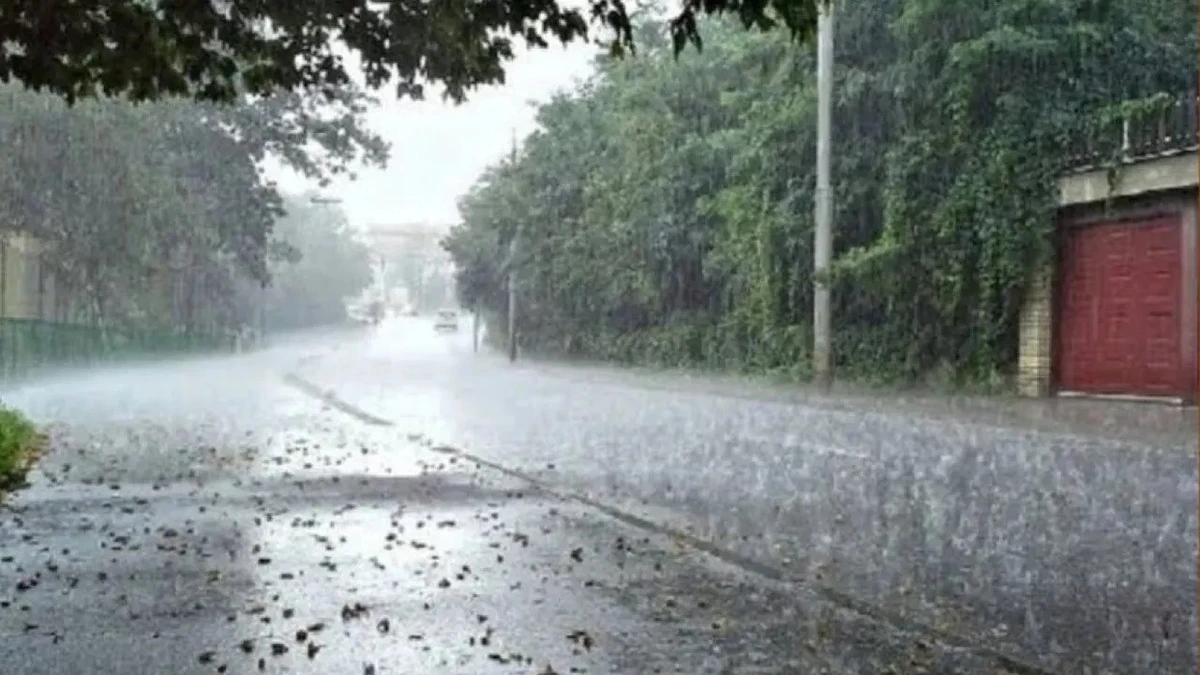 সারাদেশে মৌসুমি ঝড় ও বৃষ্টির আভাস