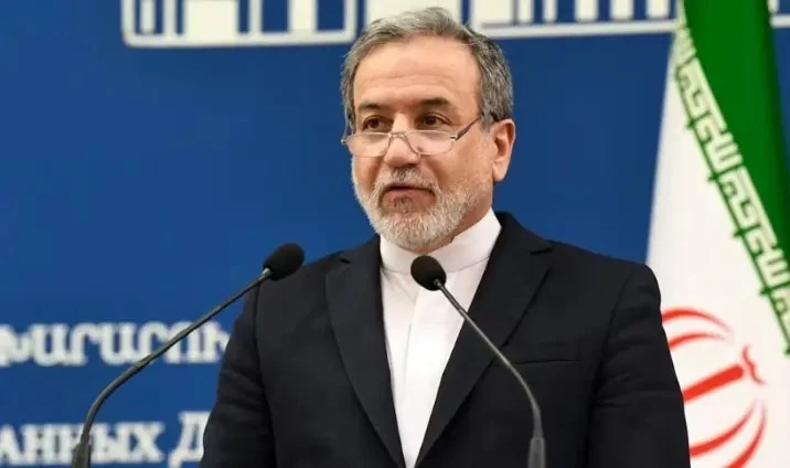 যুক্তরাষ্ট্র হামলা করলে সর্বস্ব দিয়ে পাল্টা হামলা চালাবে ইরানঃ আরাগচি