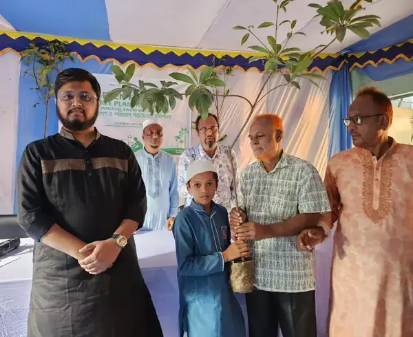 মুন্সি ফাউন্ডেশন, রোটারি ও বি পজেটিভের উদ্যোগে কুষ্টিয়ার কুমারখালিতে বৃক্ষরোপণ ও পরিবেশ সচেতনতা কর্মশালা অনুষ্ঠিত