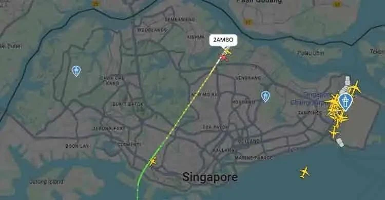 সিঙ্গাপুরের সেলেটার বিমানসেলেট বন্দরে পৌঁছেছে হাদিকে বহনকারী এয়ার অ্যাম্বুলেন্স