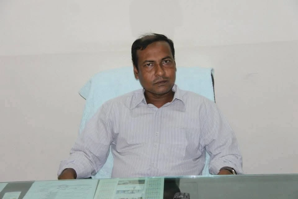 জবি শিক্ষক সমিতির নেতৃত্বে রইছ্- ইমরানুল