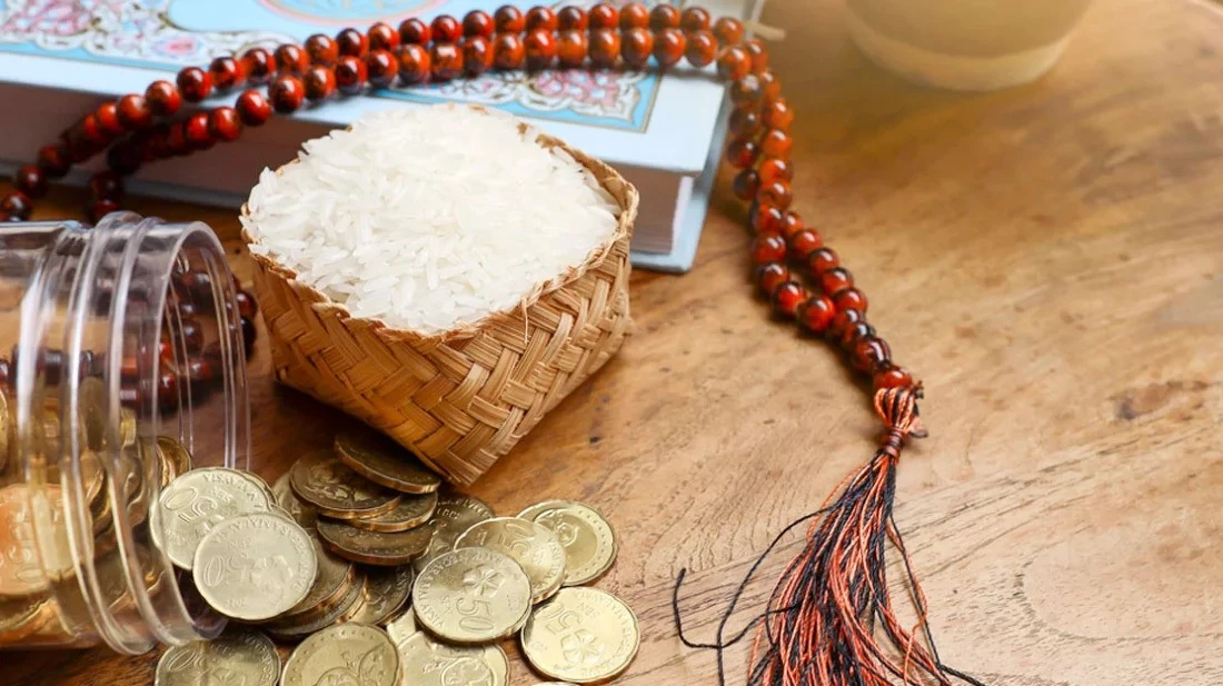 যাকাত ও ফিতরা কি এক জিনিস? জেনে নিন পার্থক্যগুলো