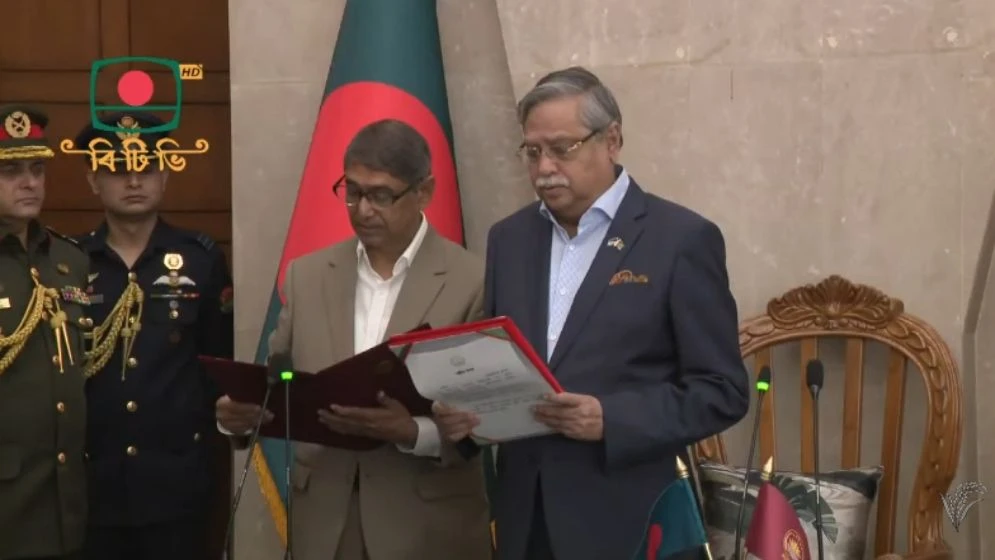 নতুন মন্ত্রী হলেন আযম খান