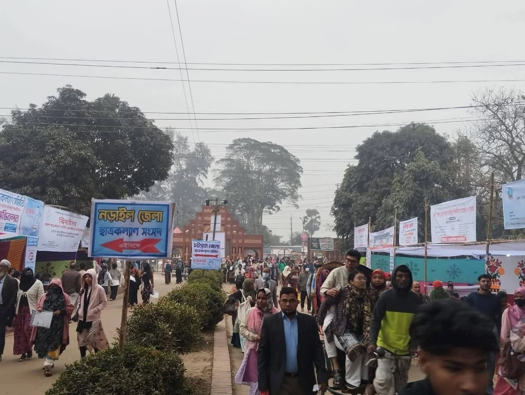 সি-ইউনিটের মধ্য দিয়ে জাবিতে প্রথম দিনের ভর্তি পরীক্ষা শুরু হয়েছে