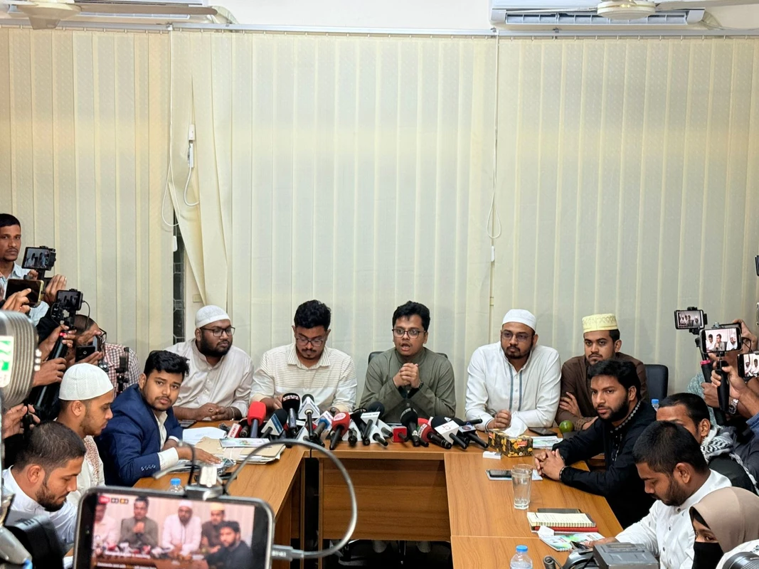 ডাকসুতে শেখ হাসিনার আজীবন সদস্যপদ বাতিলের সিদ্ধান্ত