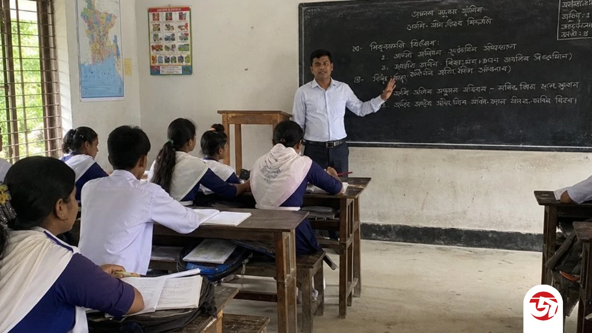দক্ষিণ এশিয়ায় দক্ষতাসম্পন্ন শিক্ষকের হারে সবার পেছনে বাংলাদেশ