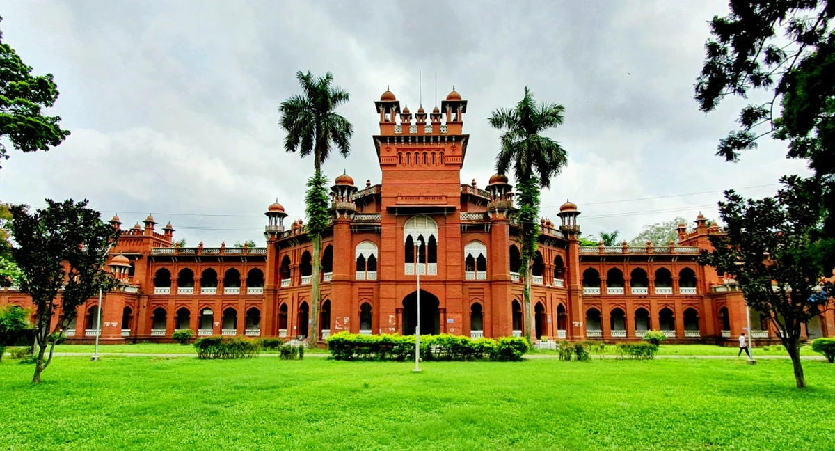 ৩০ নভেম্বর থেকে ঢাবিতে অনির্দিষ্টকালের জন্য অনলাইন ক্লাস শুরু