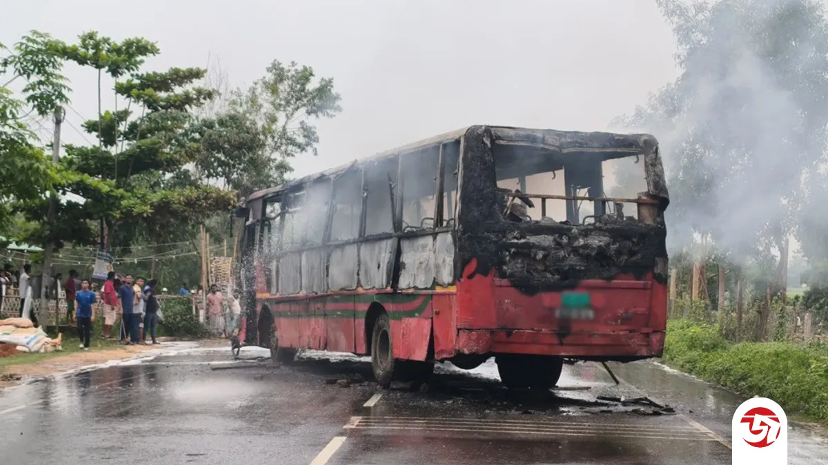ফটিকছড়িতে মর্মান্তিক সড়ক দুর্ঘটনা, প্রাণ গেল বাবা-ছেলের