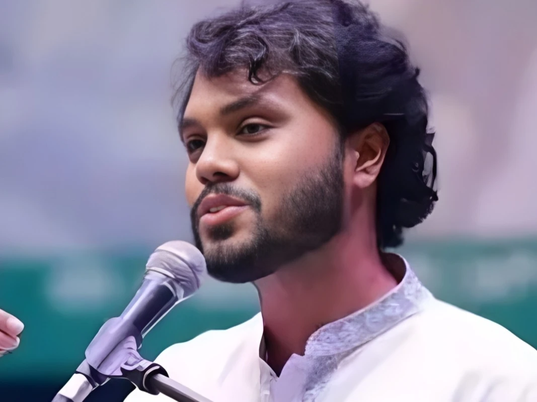 হাদীকে গুলিবর্ষণকারীদের অবিলম্বে গ্রেপ্তার করতে হবে: ঢাবি সাদা দল