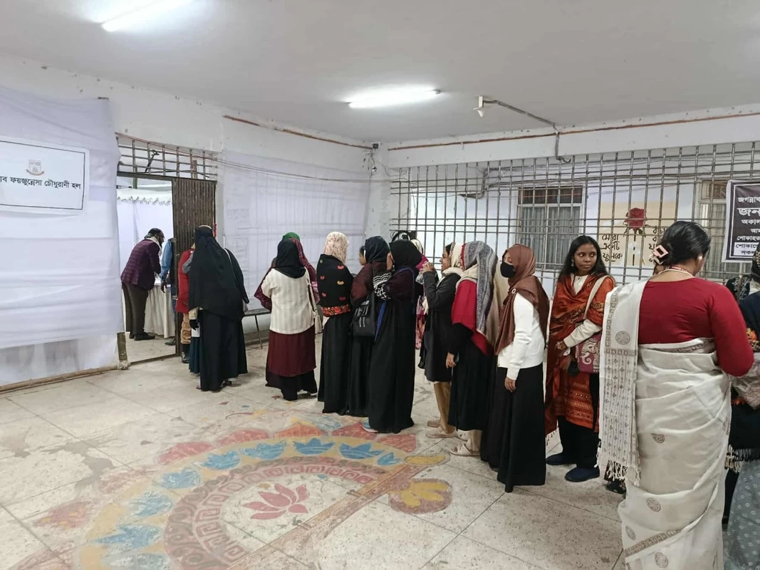 জকসু নির্বাচনের ভোটগ্রহণ শুরু