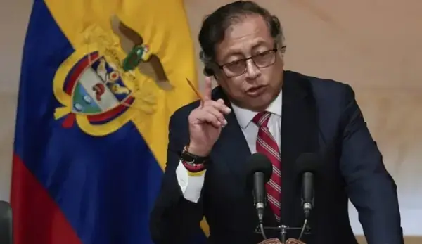 দুই নাগরিক আটকে ইসরায়েলি কূটনীতিক বহিষ্কার