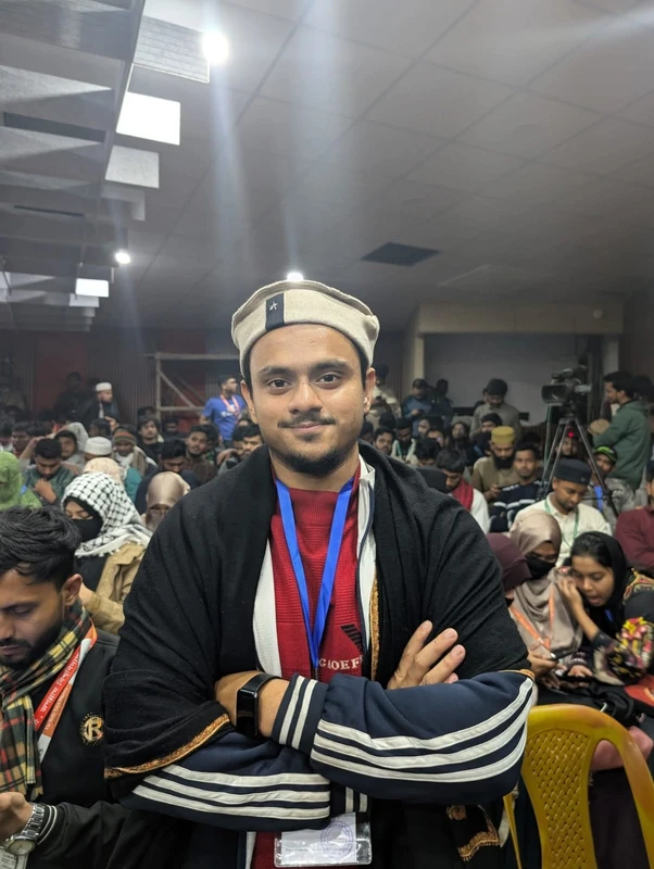 রেজিস্ট্রার দপ্তরের লালফিতার দৌরাত্ম নিয়ে জকসু নেতার ক্ষোভ