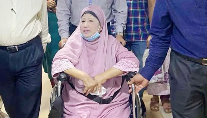 যে কারণে হাসপাতালে নেওয়া হচ্ছে বেগম খালেদা জিয়াকে