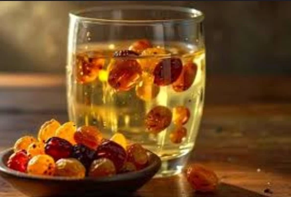 কেন খাবেন সারা রাত ভেজানো কিশমিশ-পানি