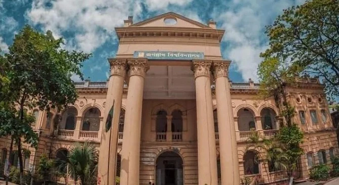 ভূমিকম্প আতঙ্কঃ জবিতে ক্লাস শুরুর আগে ভবন পরীক্ষা চায় মওলানা ভাসানী বিগ্রেড