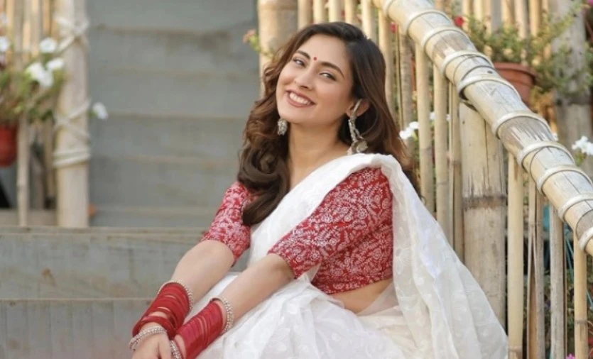 মেহজাবীনের বিরুদ্ধে গ্রেফতারি পরোয়ানা, খবর উড়িয়ে দিয়ে বললেন 'ভিত্তিহীন'