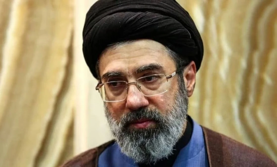 মস্কোর হাসপাতালে চিকিৎসা নিচ্ছেন মোজতবা খামেনি