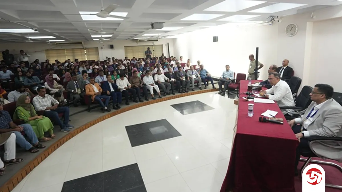 শিক্ষিত বেকার কমাতে শিক্ষাব্যবস্থা ঢেলে সাজানো হচ্ছে: প্রধানমন্ত্রী