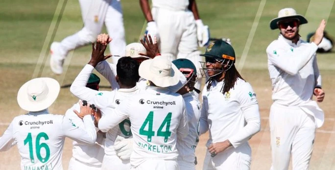 নিজেদের ঘরের মাঠে ভারতের লজ্জাজনক পরাজয়