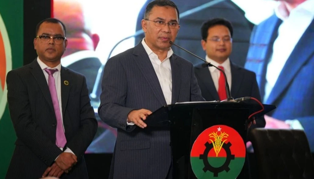 তারেক রহমানের দেশের ফেরার সর্বশেষ যে খবর জানালেন সরকার