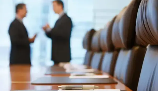 অফিসে সহকর্মীর নেতিবাচক আচরণ মোকাবিলা