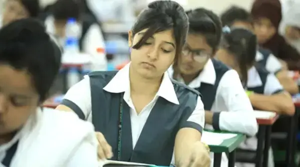 শিক্ষা বোর্ডের নতুন সিদ্ধান্তে পরিবর্তন এলো এসএসসি ২০২৬-এ তিন বিষয়ের